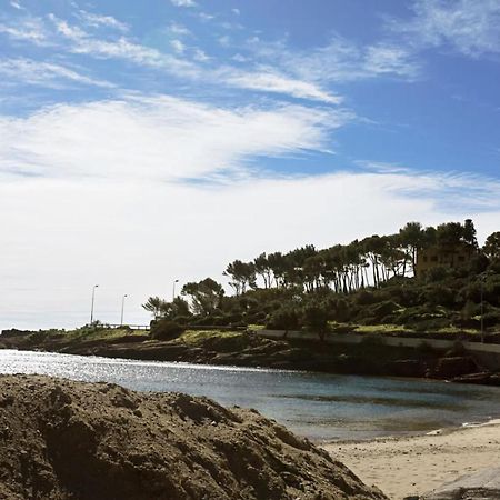 Cozy Apartment In Agay With Stunning Views Saint-Raphaël エクステリア 写真