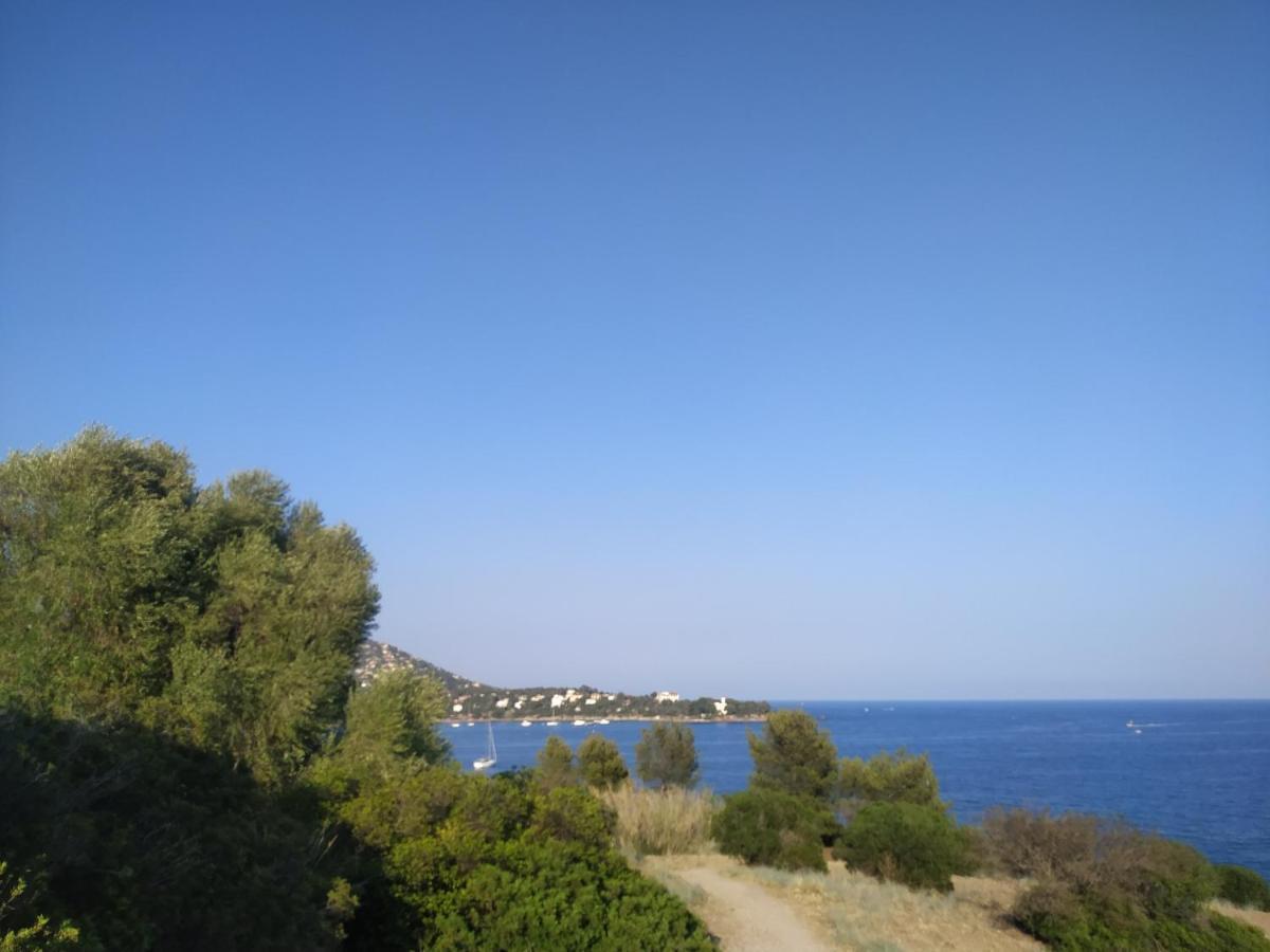 Cozy Apartment In Agay With Stunning Views Saint-Raphaël エクステリア 写真