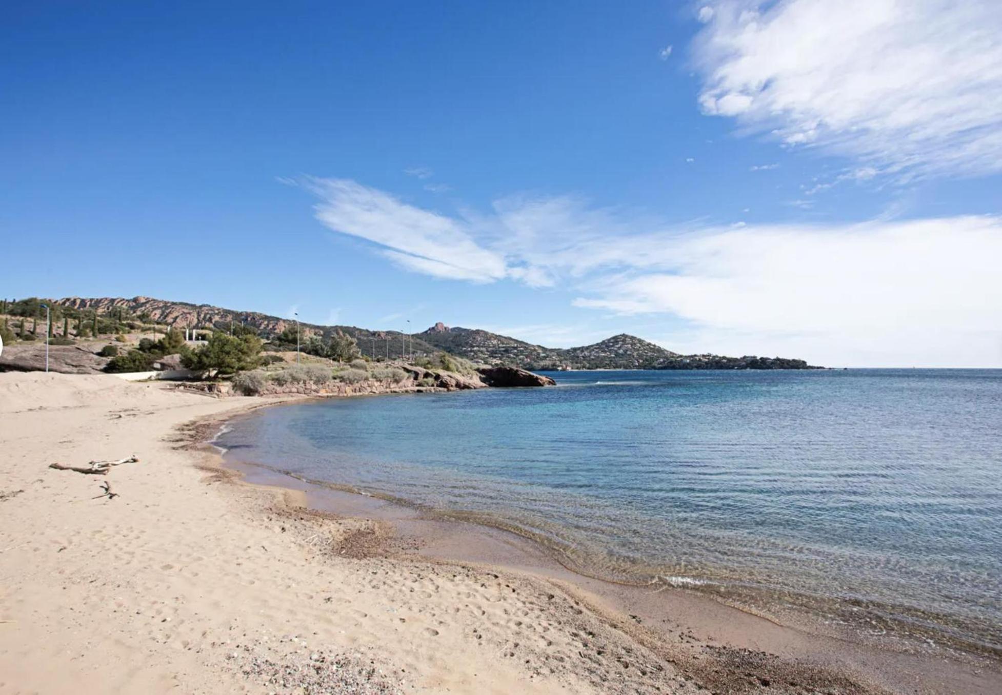 Cozy Apartment In Agay With Stunning Views Saint-Raphaël エクステリア 写真
